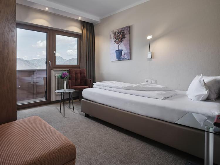 Hotel-Gasthof Zur Schoenen Aussicht Sankt Johann in Tirol Esterno foto
