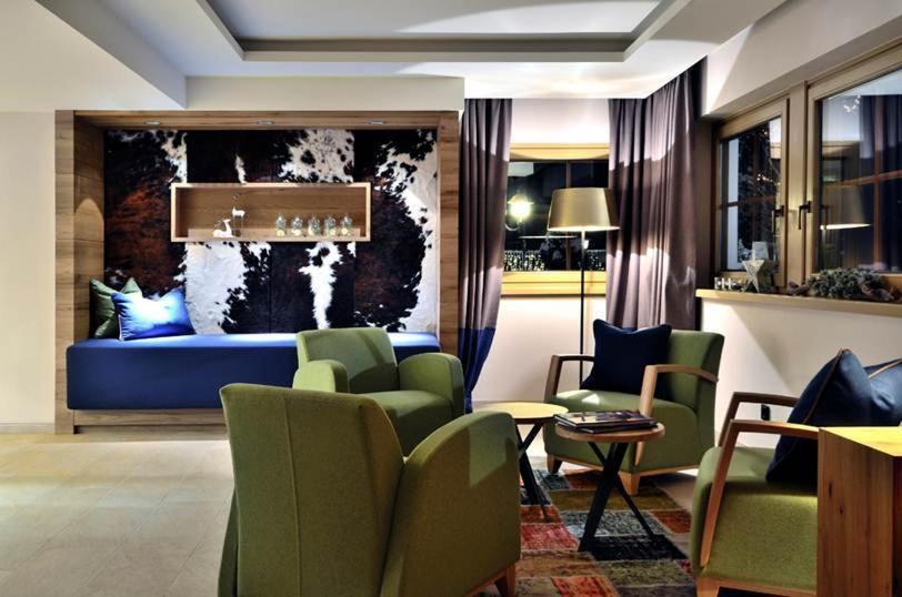 Hotel-Gasthof Zur Schoenen Aussicht Sankt Johann in Tirol Esterno foto